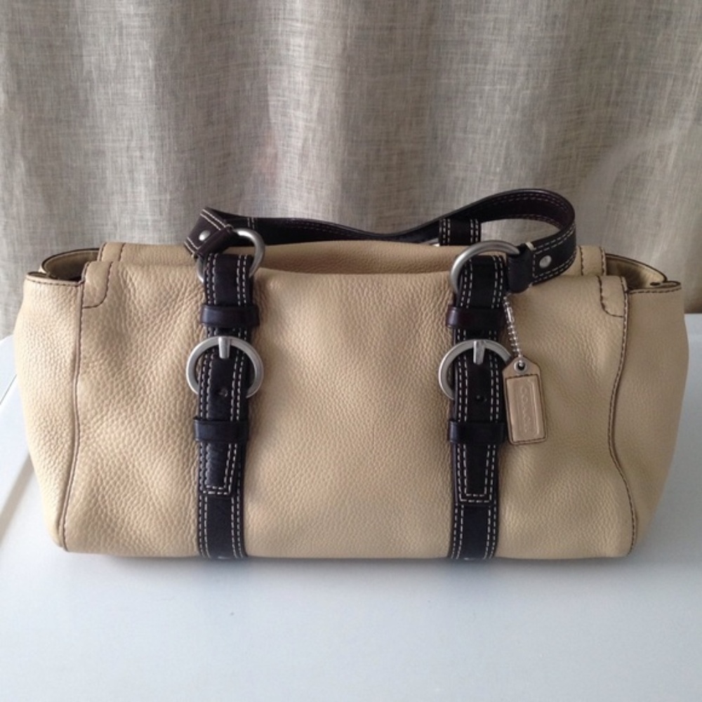 Authentic Coach Purse that goes with everything